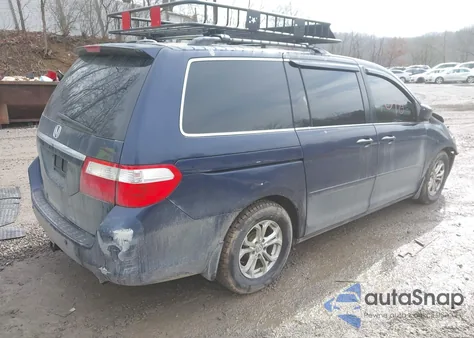 2006 Honda Odyssey Touring z USA, uszkodzony, nr VIN 5FNRL38816B067243